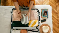 ハイキングやランニングをする際、観光客やランナーが忘れがちな持ち物は？ 必須アイテム13選。