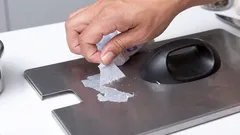 貼り付いたラベルを簡単に剥がす方法：これらの方法は本当に効果的です。